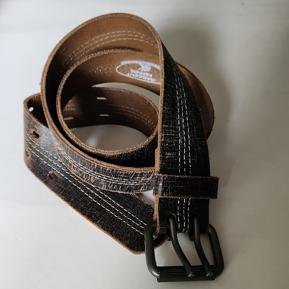 🇨🇦***Vintage Genuine Leather Belt / Made In Canada
